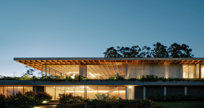 Casa Colméia projetada pela Sabella Arquitetura em Porto Feliz, SP.