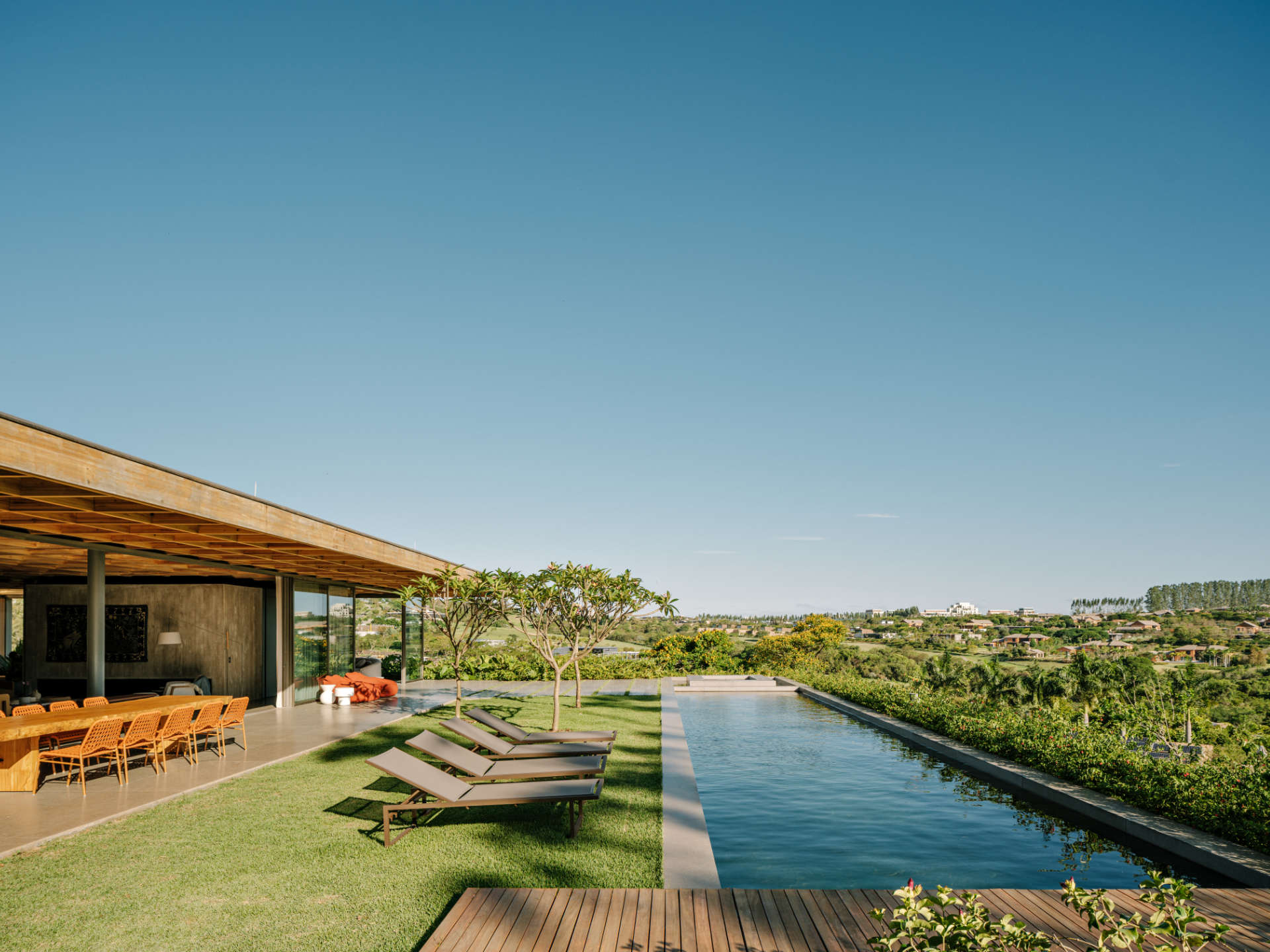Casa Colméia projetada pela Sabella Arquitetura em Porto Feliz, SP.